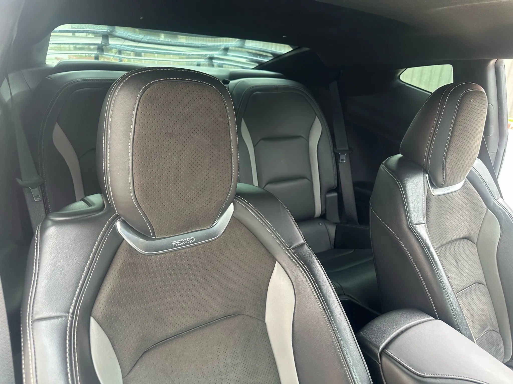 Used 2018 Chevrolet Camaro SS image 23