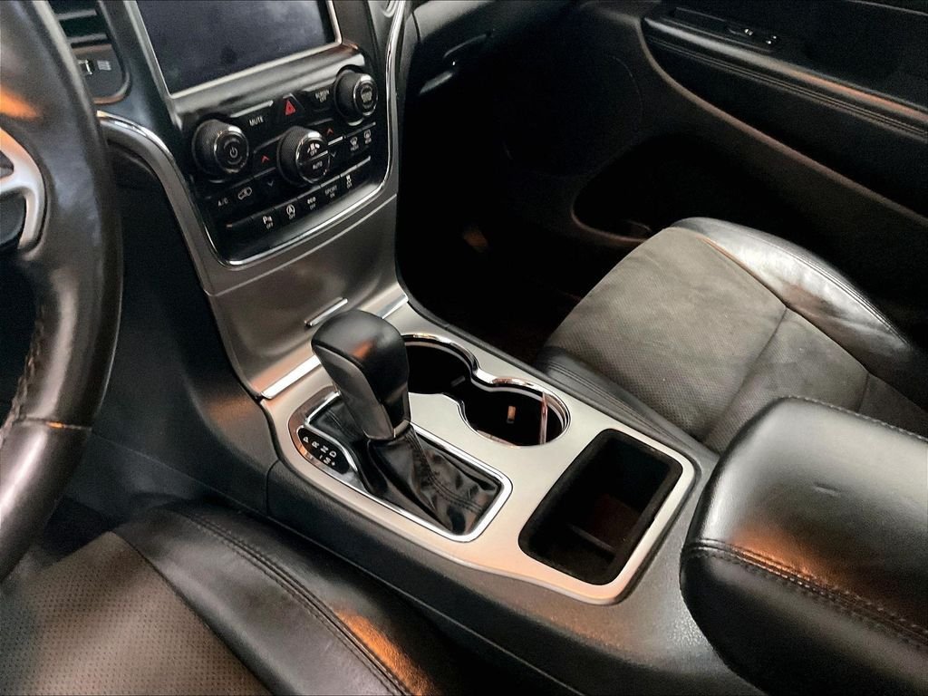 Used 2018 Jeep Grand Cherokee Altitude AWD/4WD image 20