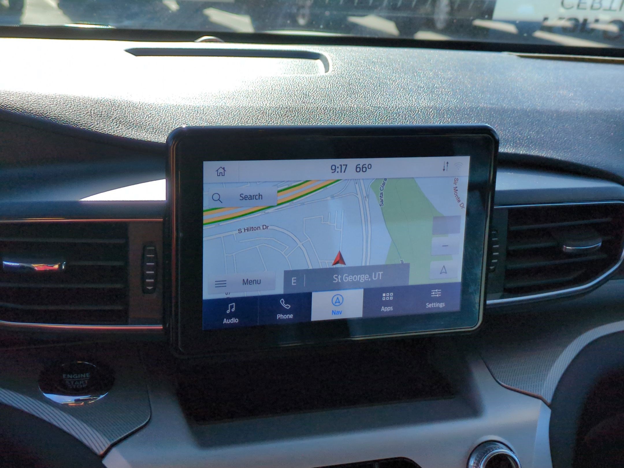 Used 2022 Ford Explorer XLT w/ Equipment Group 202A image 23