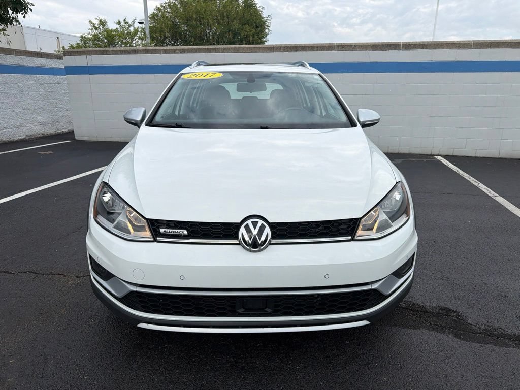 Used 2017 Volkswagen Golf Alltrack S AWD/4WD image 8