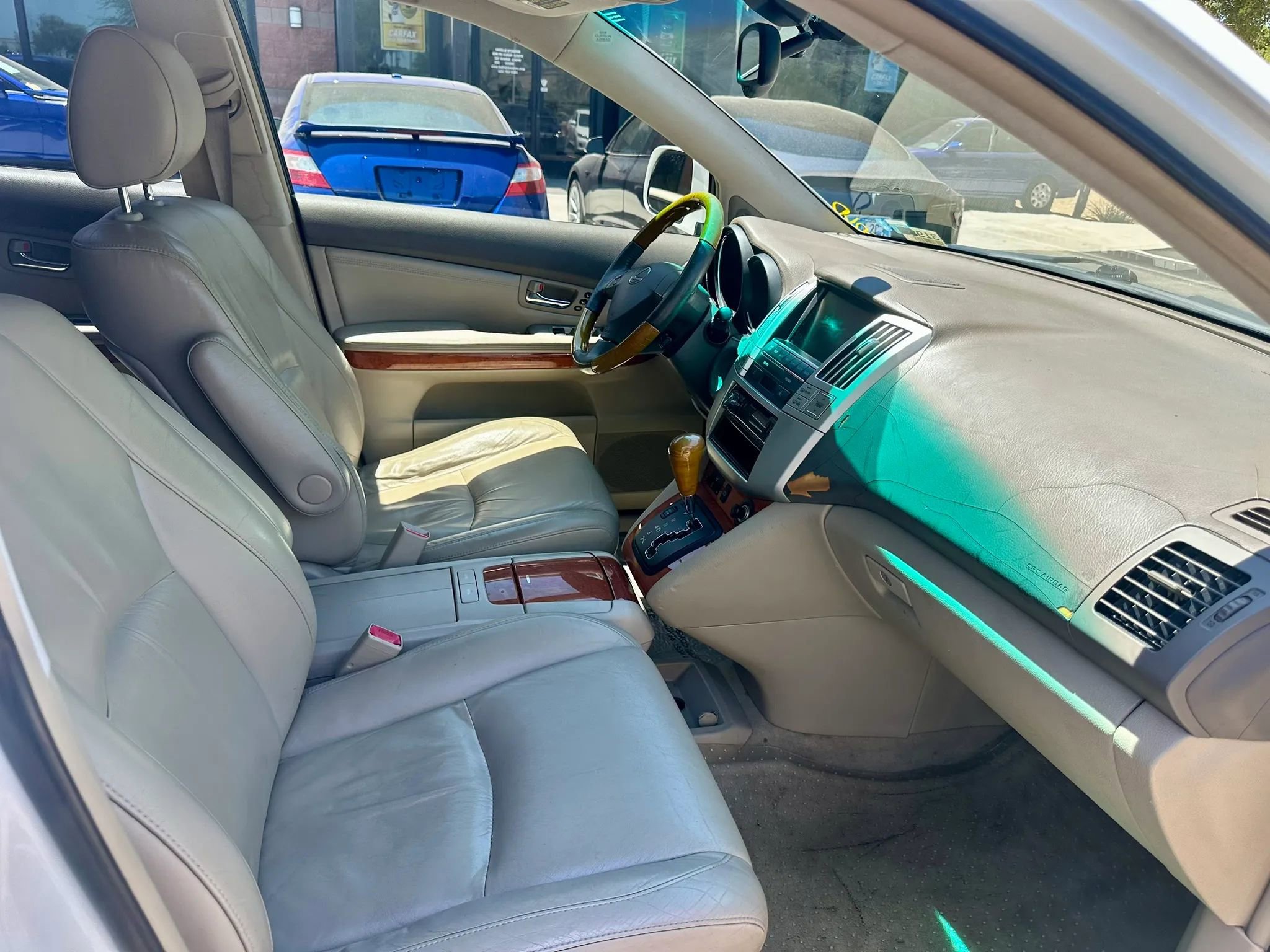 Used 2004 Lexus RX 330 FWD image 11