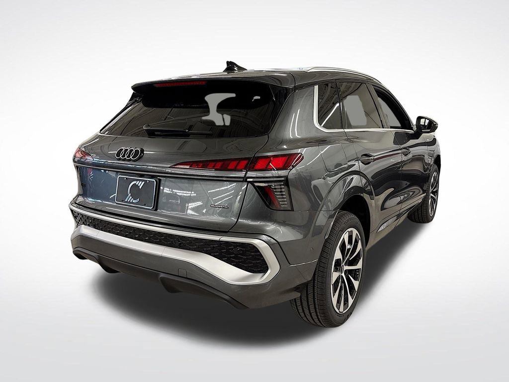 New 2026 Audi Q3 quattro 2.0T AWD/4WD image 5