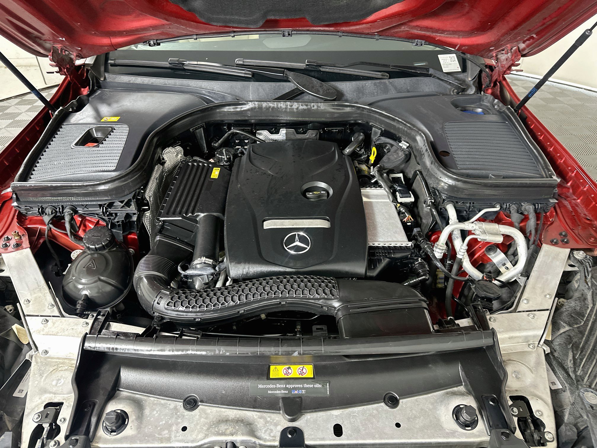 Used 2016 Mercedes-Benz GLC 300 4MATIC image 35