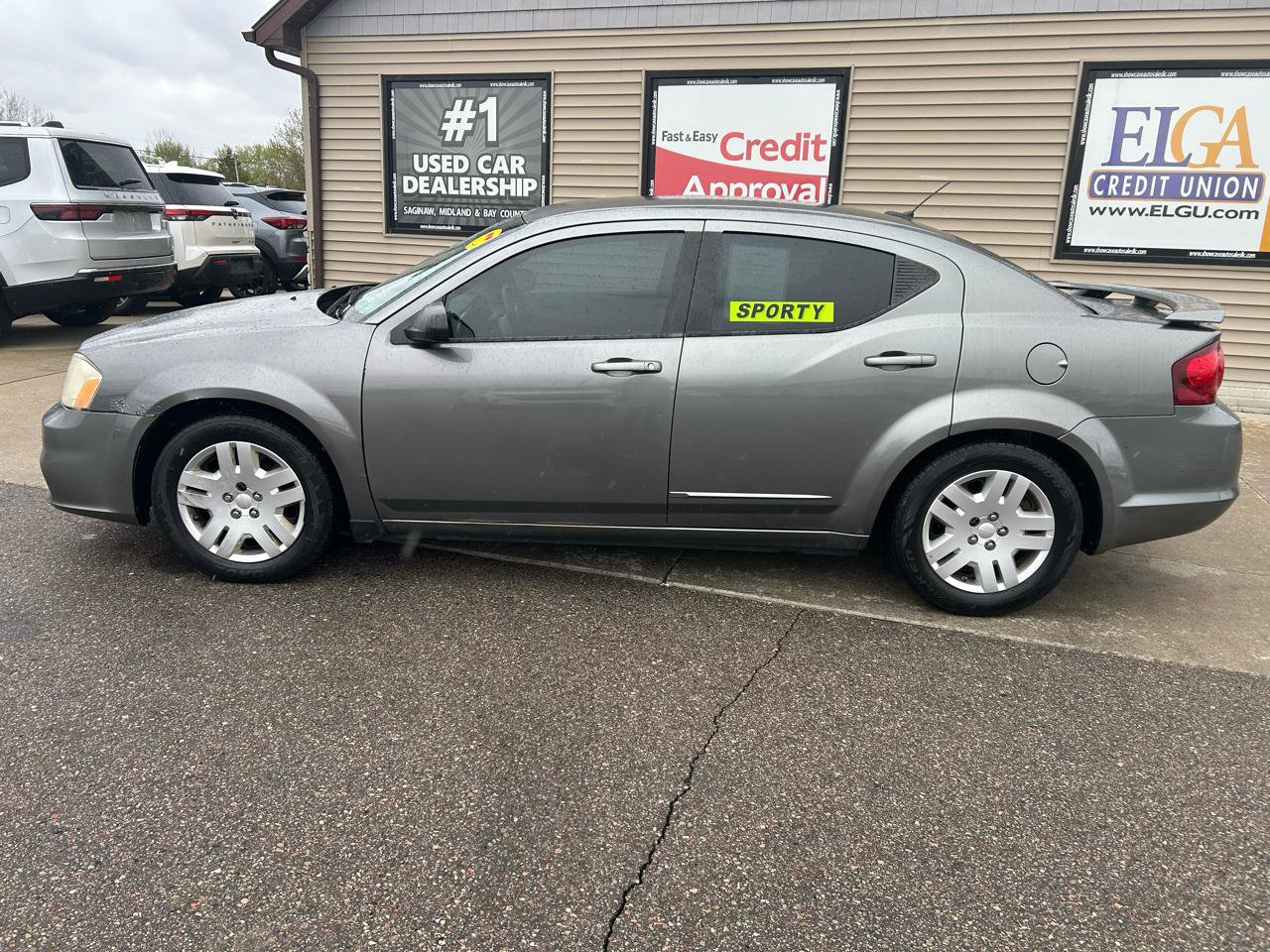 Used 2012 Dodge Avenger SE FWD image 8