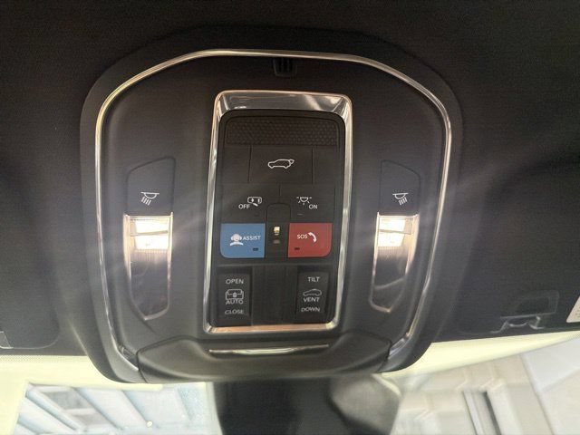 Certified 2023 Jeep Grand Cherokee L Laredo AWD/4WD image 26