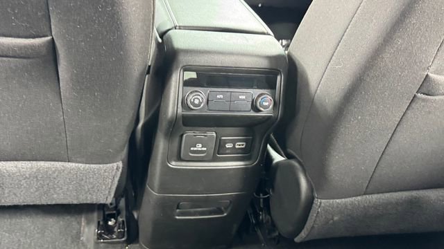 Used 2023 GMC Acadia AT4 AWD/4WD image 39