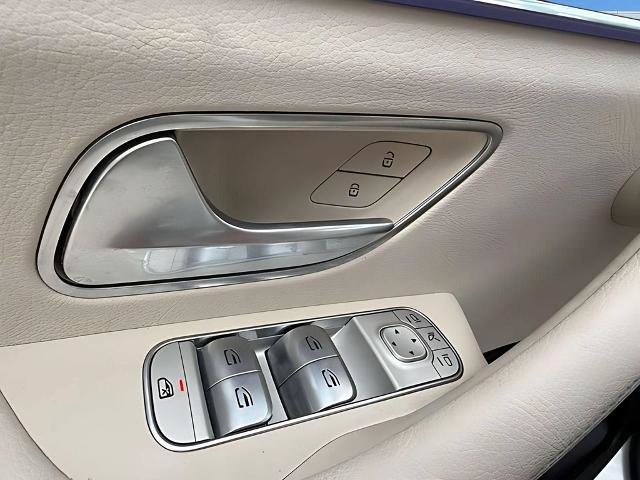 Used 2022 Mercedes-Benz GLS 450 4MATIC image 15
