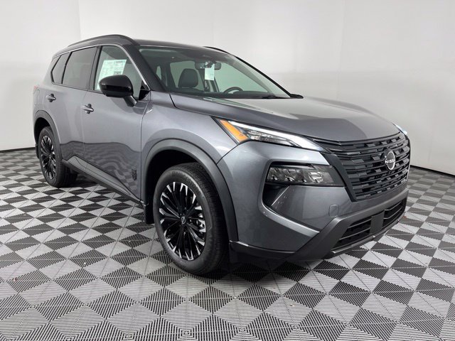 New 2026 Nissan Rogue Dark Armor FWD image 3