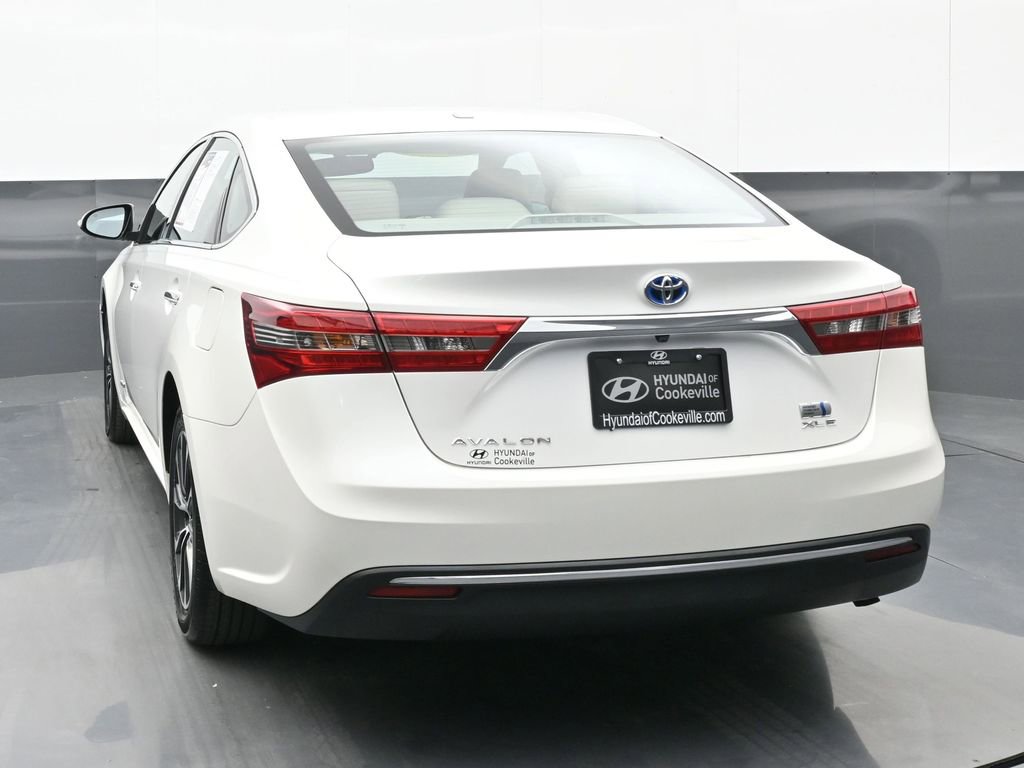 Used 2016 Toyota Avalon XLE Premium image 4