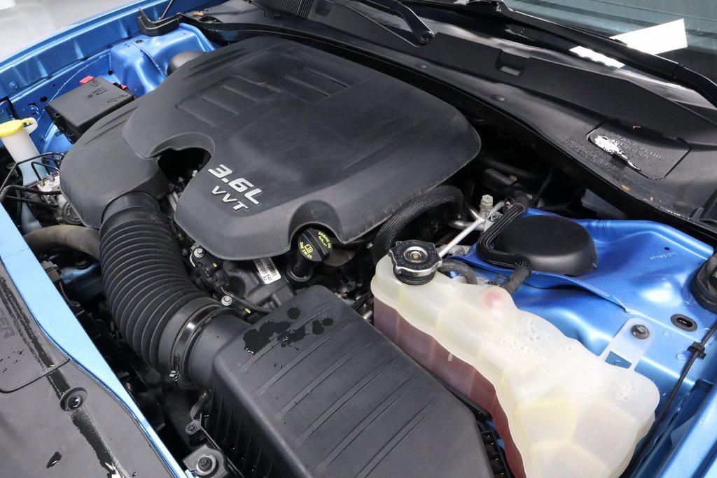 Used 2023 Dodge Charger GT w/ Technology Group image 12