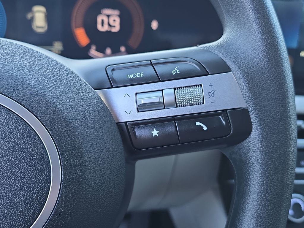 Certified 2026 Hyundai Tucson SE image 17