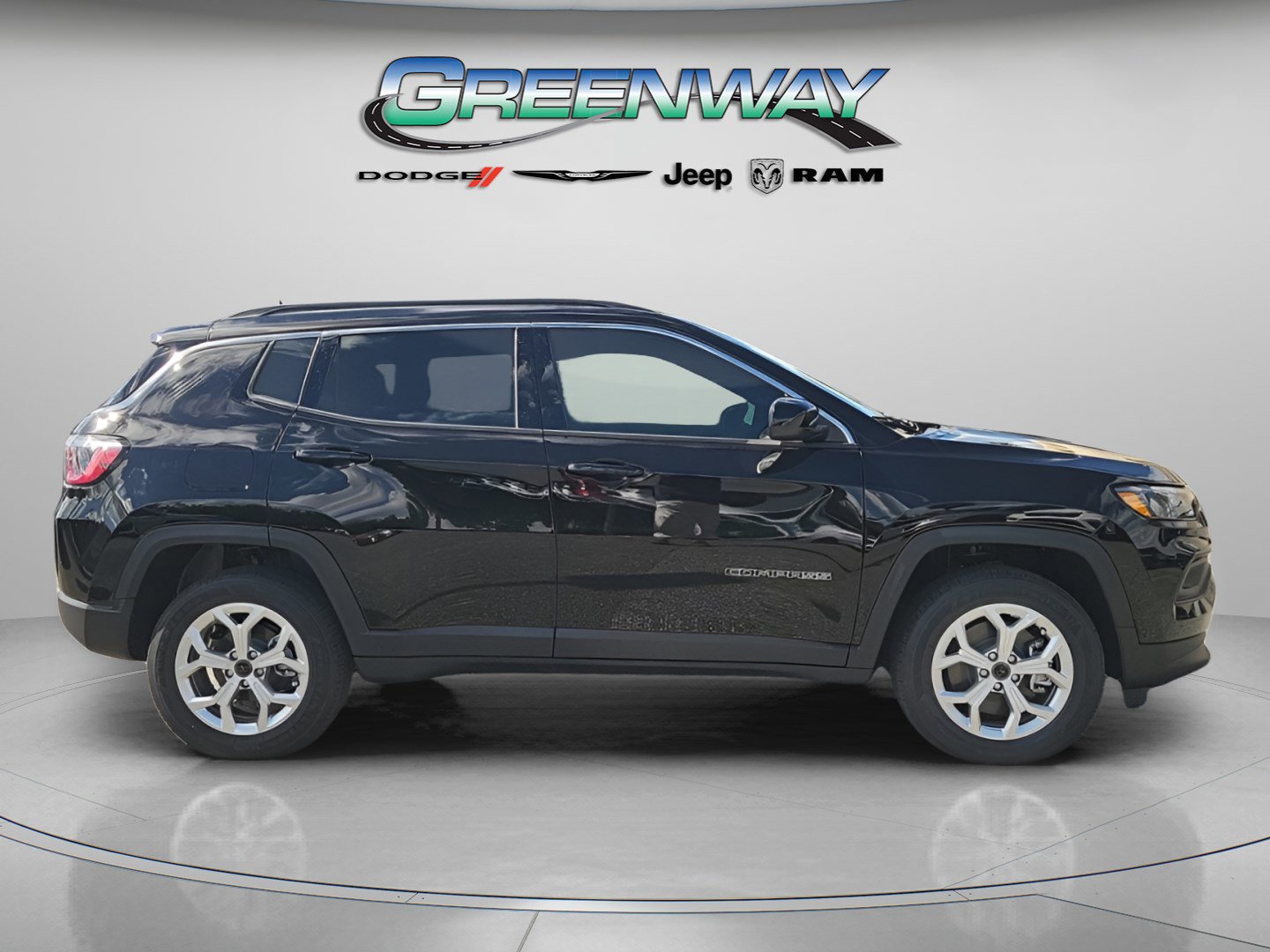 New 2026 Jeep Compass Latitude image 4