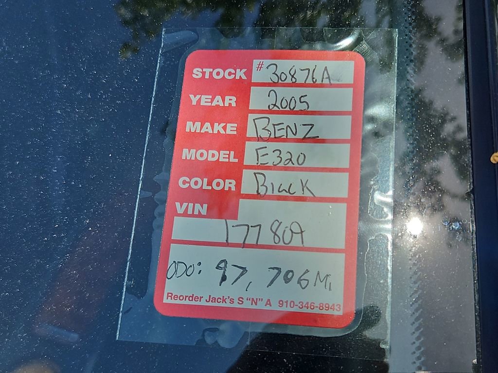 Used 2005 Mercedes-Benz E 320 4MATIC Sedan image 10