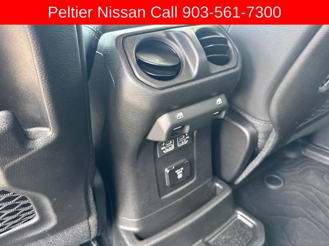 Used 2025 Jeep Wrangler Unlimited Sahara w/ Safety Group AWD/4WD image 22