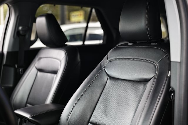 Used 2022 Ford Explorer Limited w/ Equipment Group 301A image 21