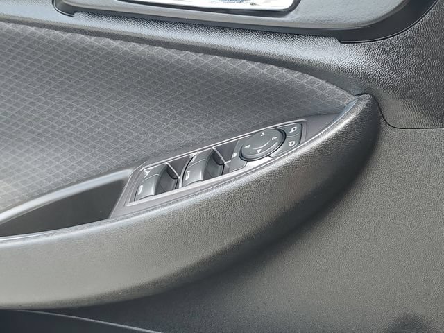 Used 2016 Chevrolet Malibu LT FWD image 25