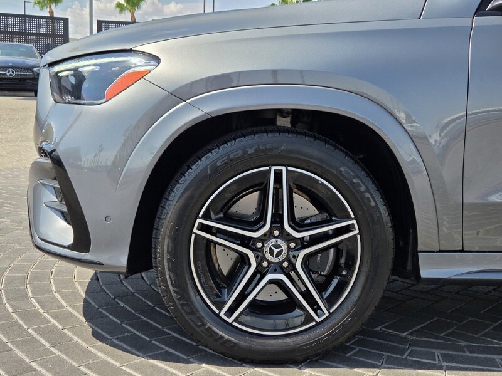 Certified 2025 Mercedes-Benz GLE 580 4MATIC image 12