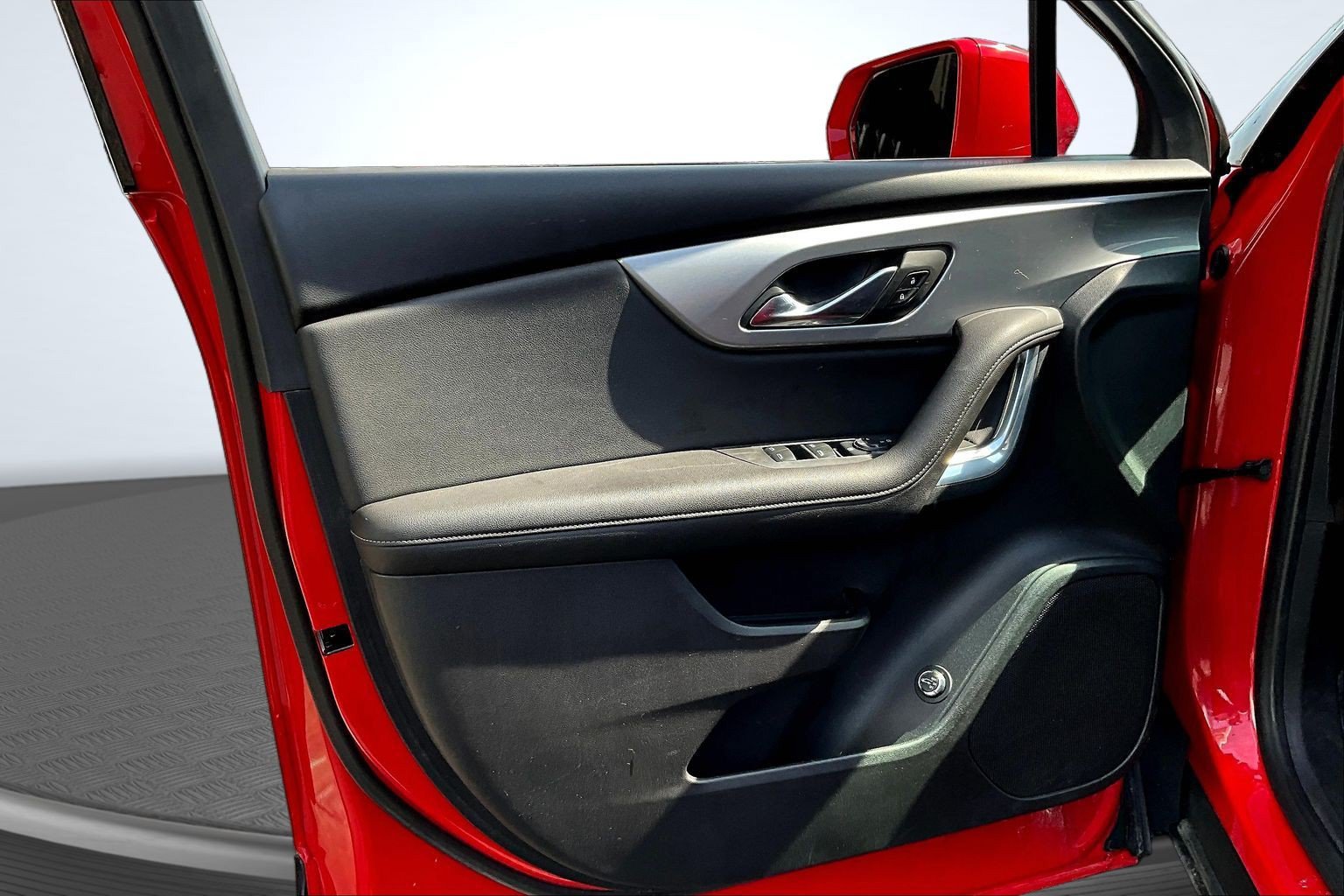 Used 2020 Chevrolet Blazer LT FWD image 16