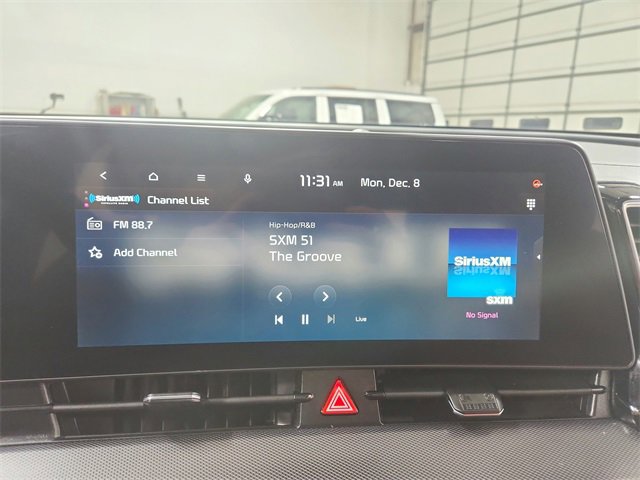 Used 2025 Kia Sportage SX image 29