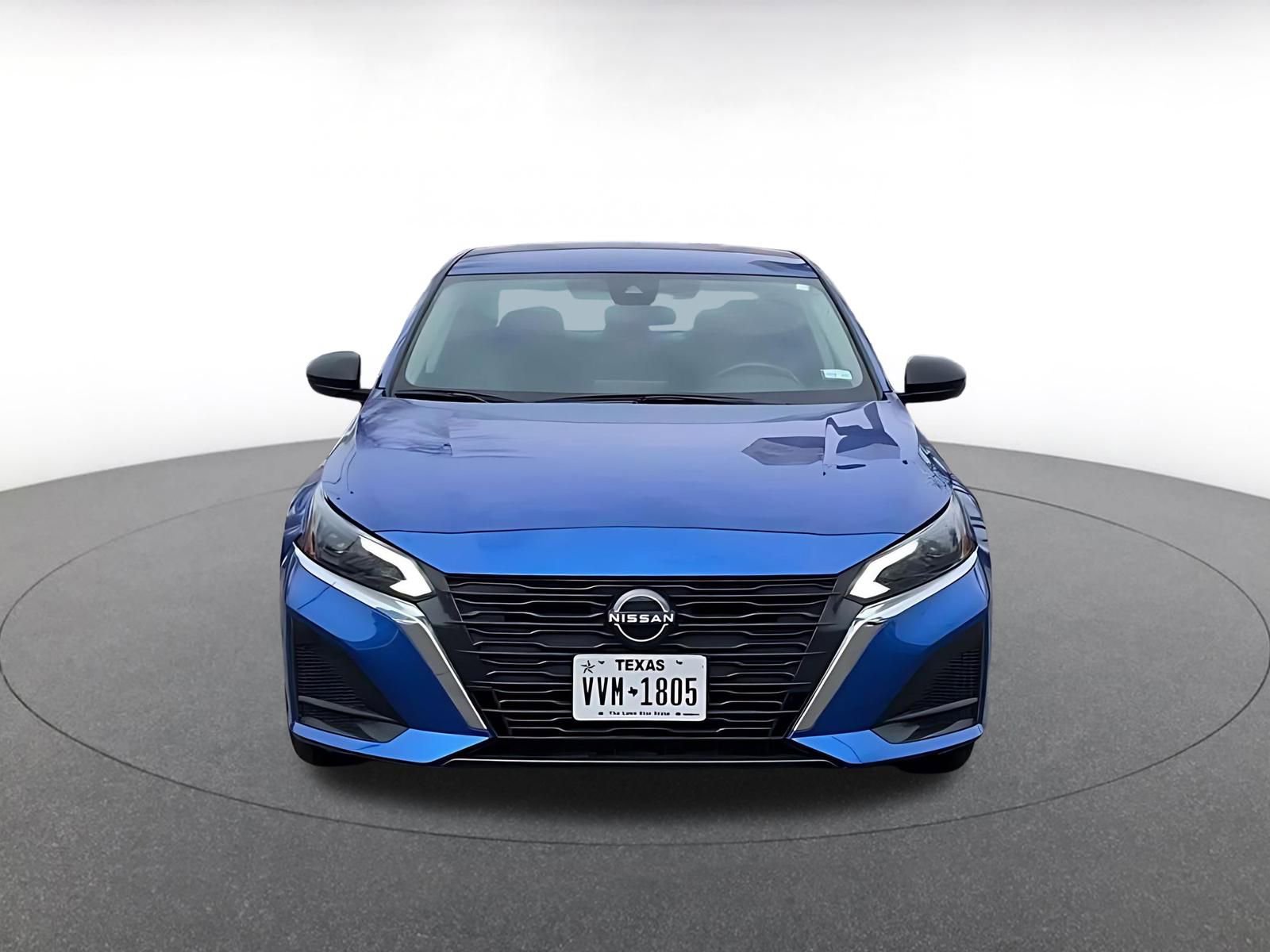 Used 2025 Nissan Altima 2.5 SV image 4