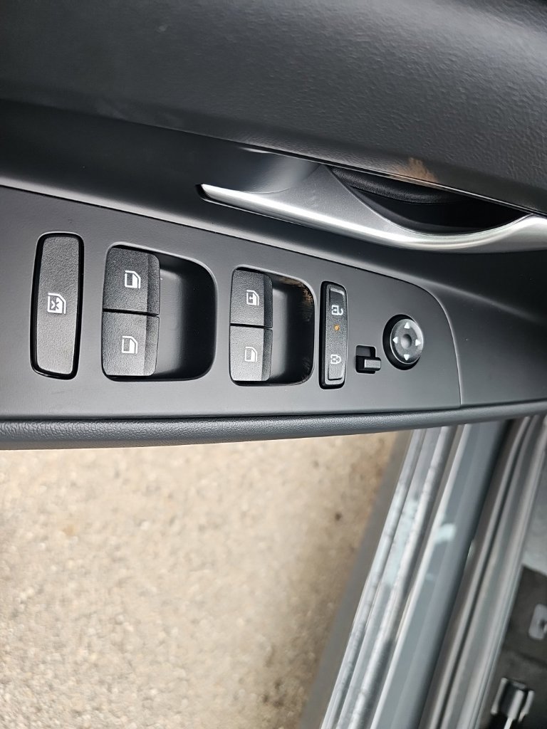 New 2026 Hyundai Elantra SE FWD image 12