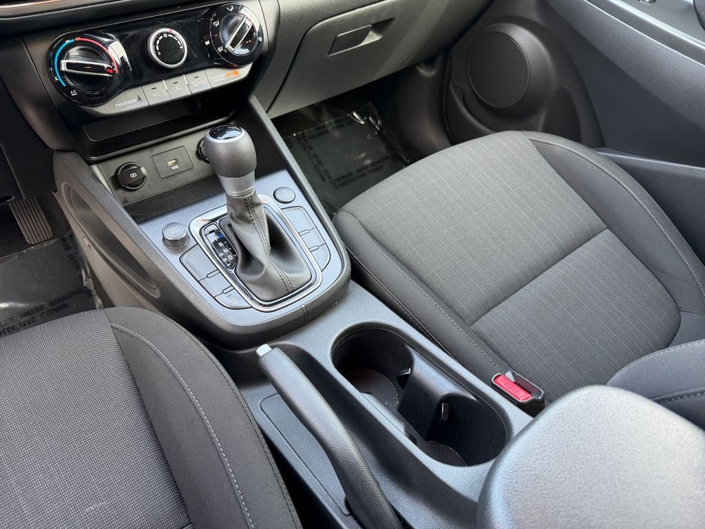 Used 2023 Hyundai Kona SEL AWD/4WD image 18