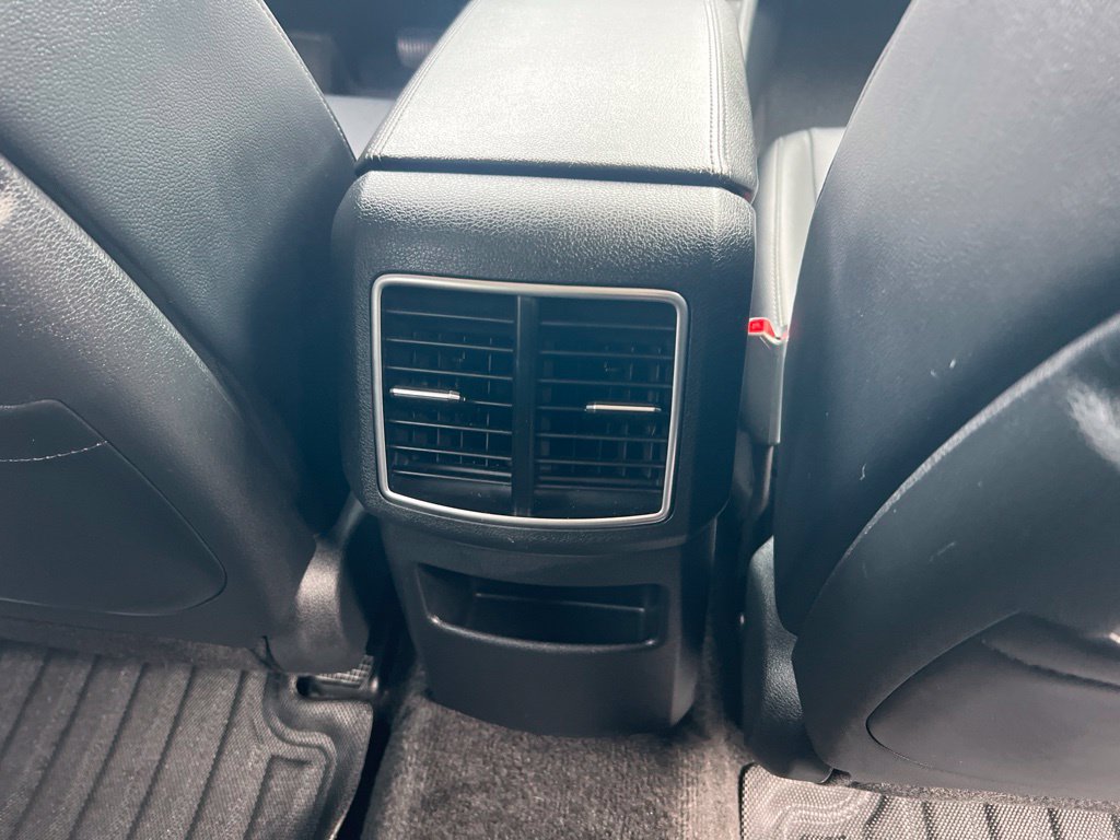 Certified 2025 Kia Sportage EX AWD/4WD image 18