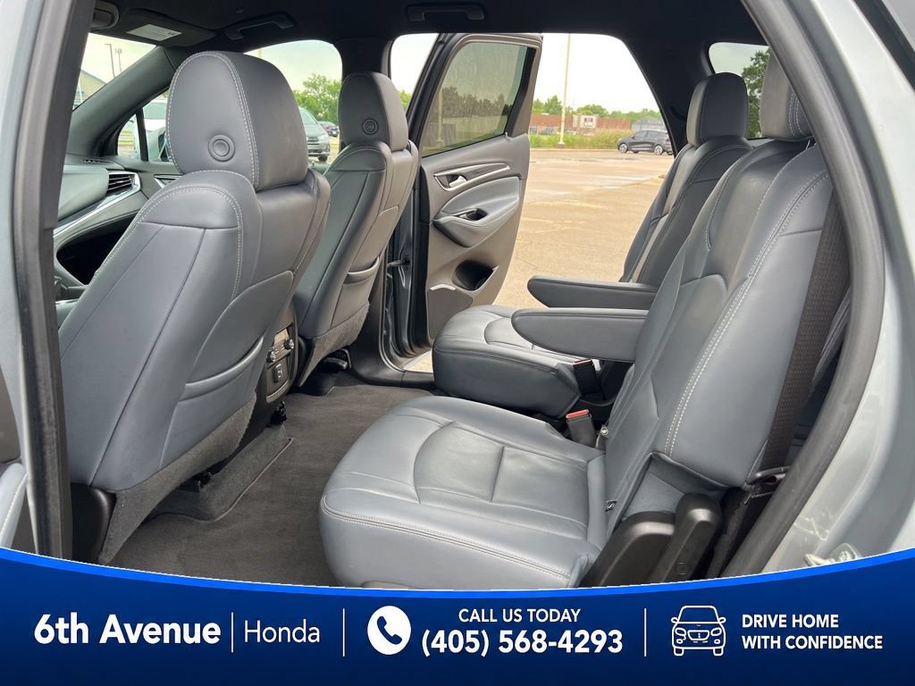 Used 2023 Buick Enclave Essence w/ Sport Touring Edition FWD image 22