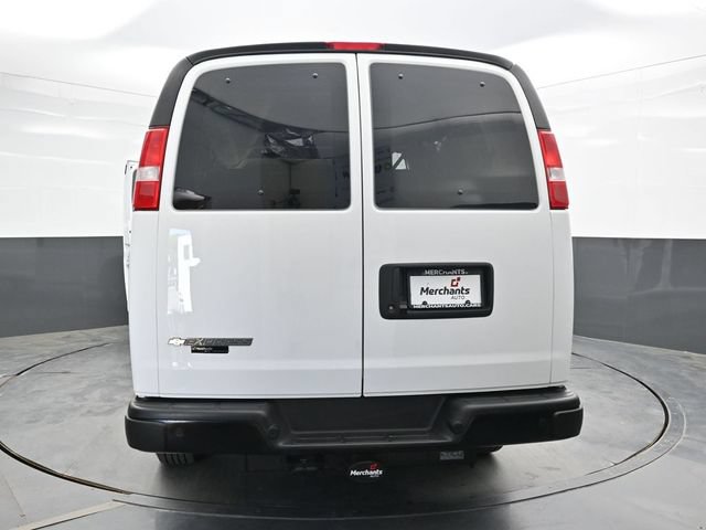 Used 2024 Chevrolet Express 3500 LS RWD image 44