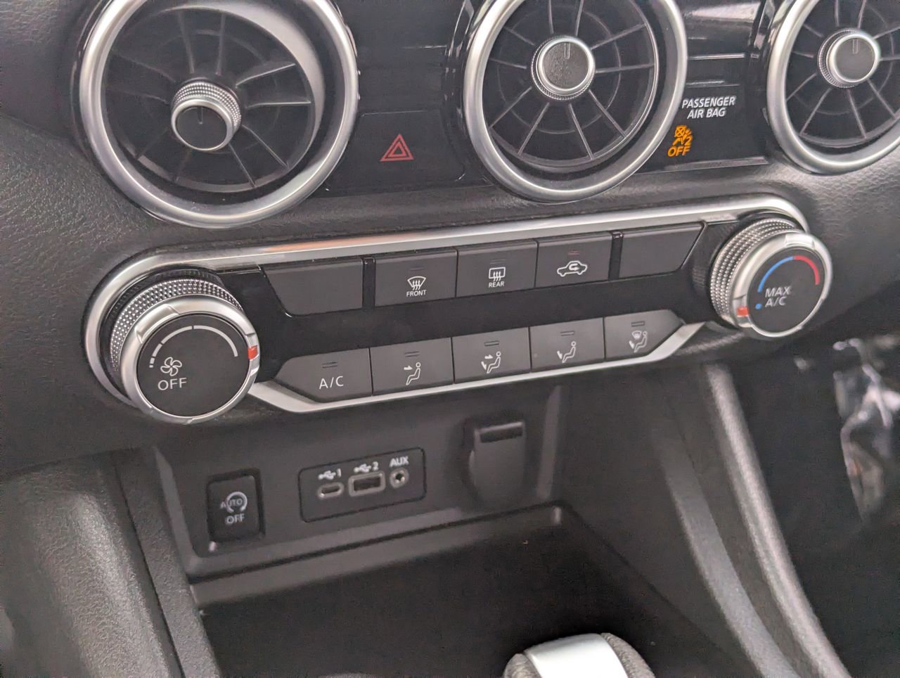 Certified 2024 Nissan Sentra SV image 26