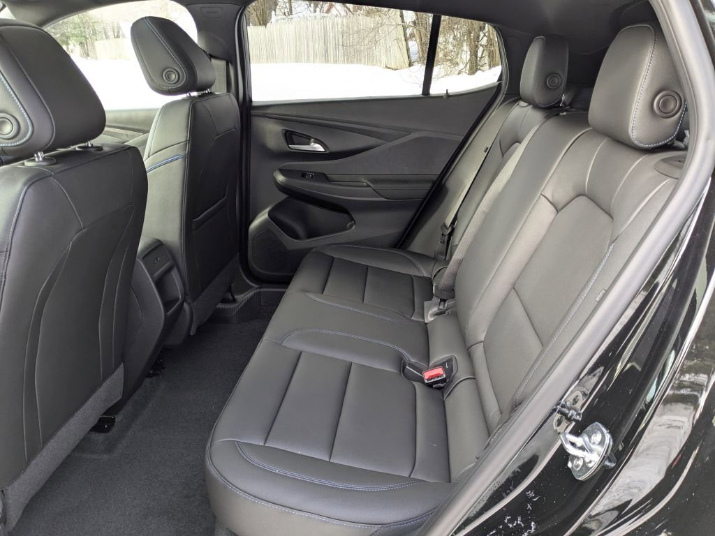 New 2026 Buick Envista Sport Touring w/ Convenience I Package FWD image 32