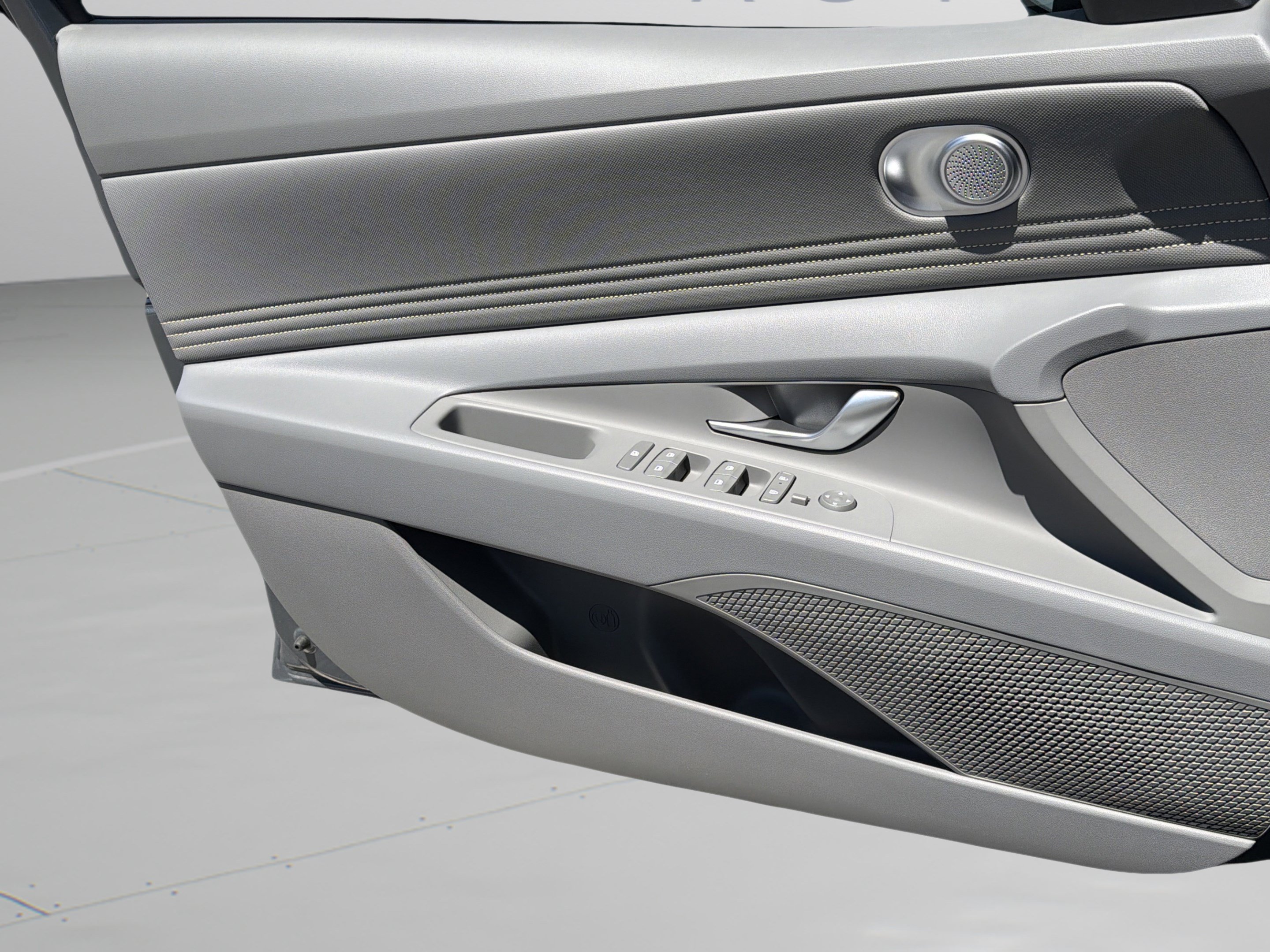 New 2026 Hyundai Elantra SEL Sport FWD image 15