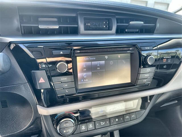 Used 2016 Toyota Corolla L image 13