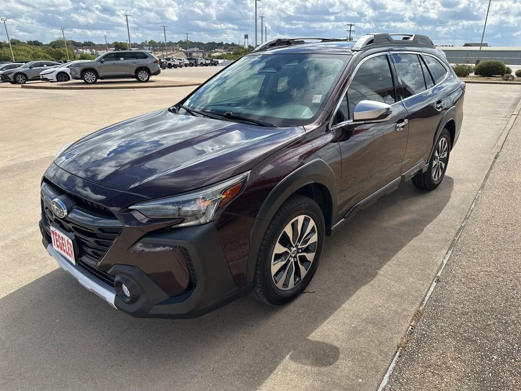 Used 2023 Subaru Outback Touring image 3