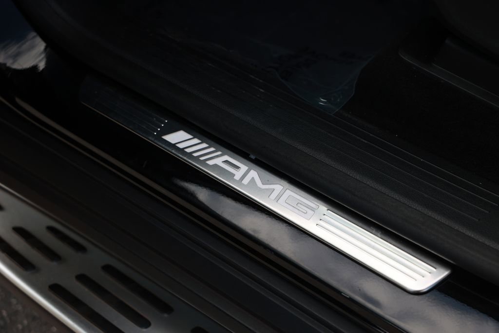 Used 2024 Mercedes-Benz GLS 63 AMG 4MATIC image 25