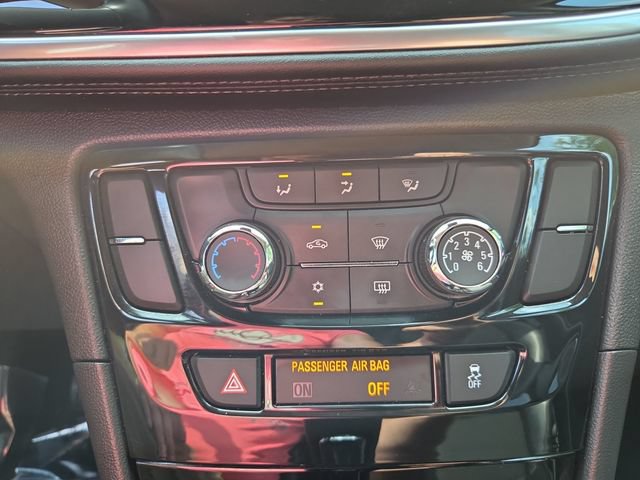 Certified 2022 Buick Encore Preferred w/ Safety Package AWD/4WD image 22