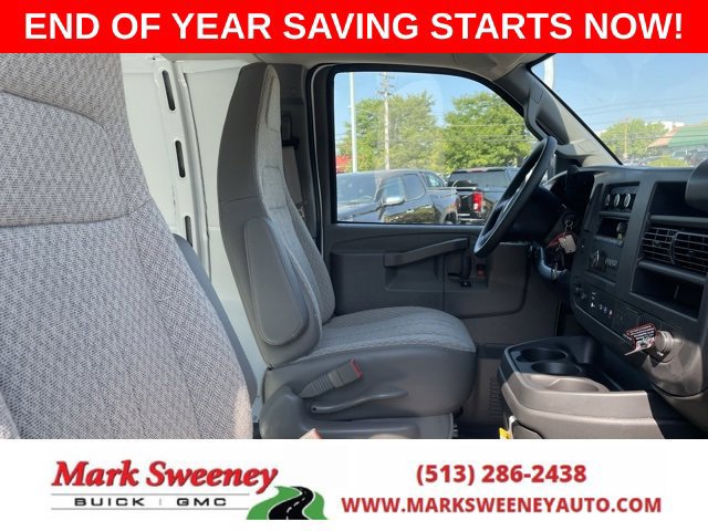 New 2025 GMC Savana 2500 Extended w/ Driver Convenience Package RWD image 10