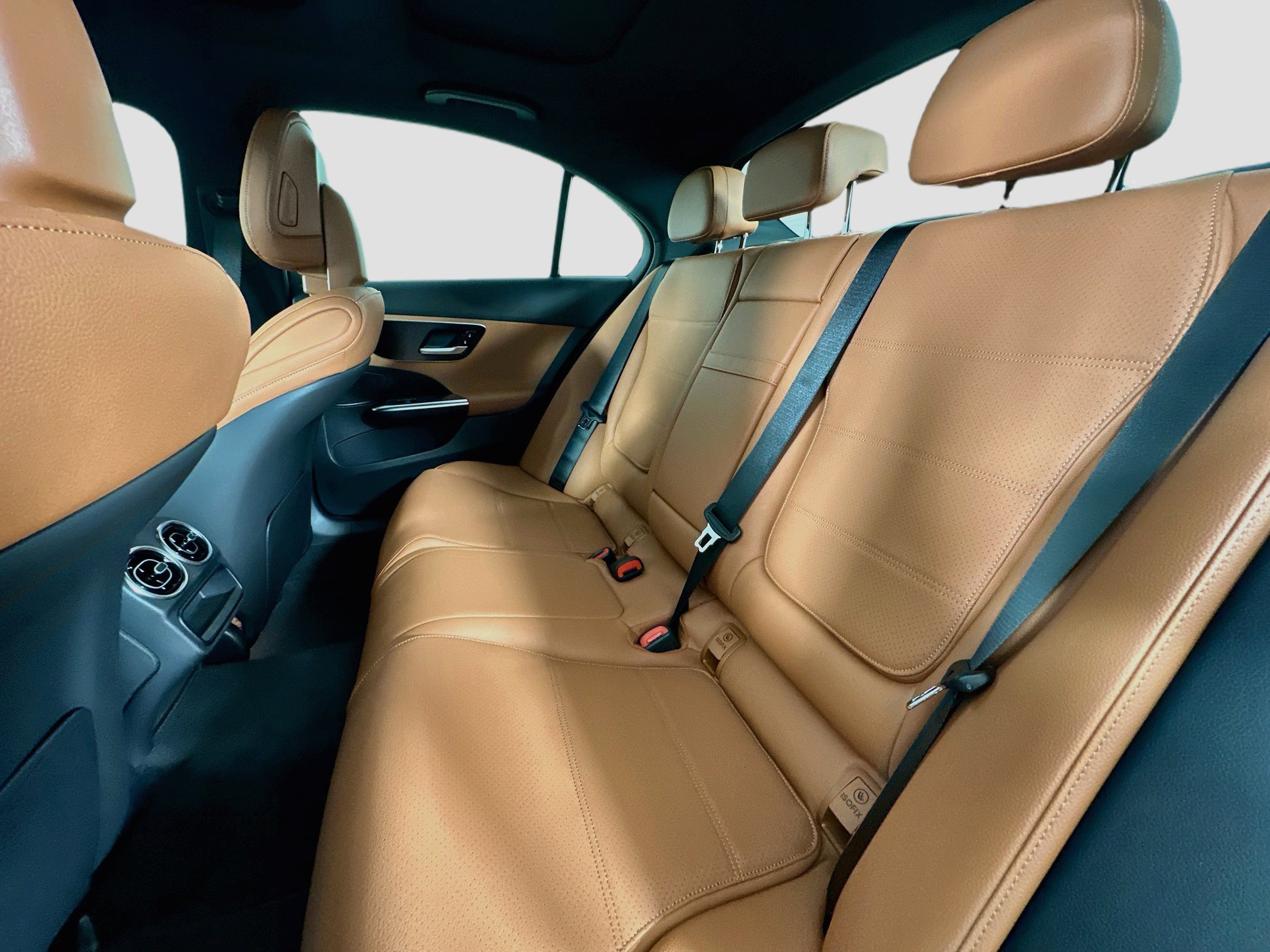 Certified 2026 Mercedes-Benz C 300 4MATIC Sedan image 32