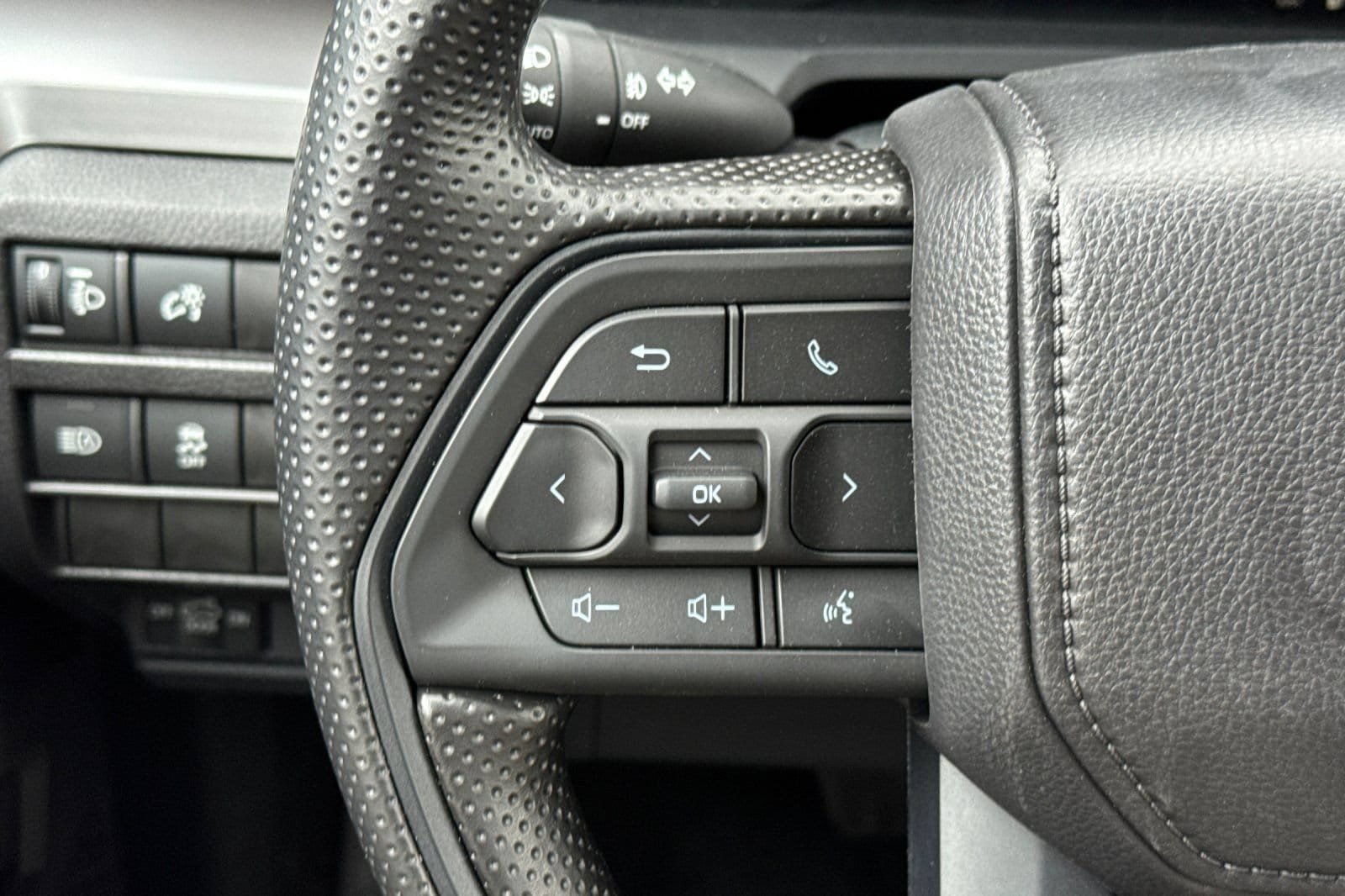 New 2026 Toyota Tacoma SR5 RWD image 27