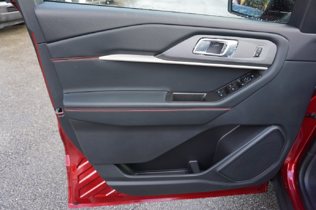 New 2027 Ford Explorer ST-Line RWD image 31