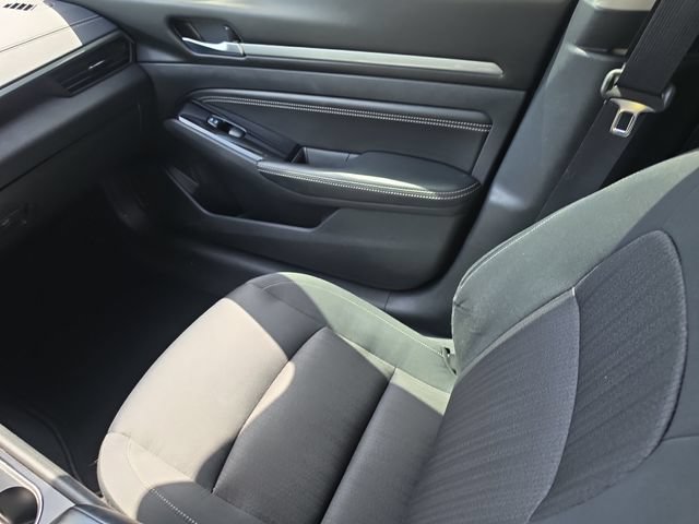 Certified 2021 Nissan Altima 2.5 SV w/ SV Premium Package FWD image 15
