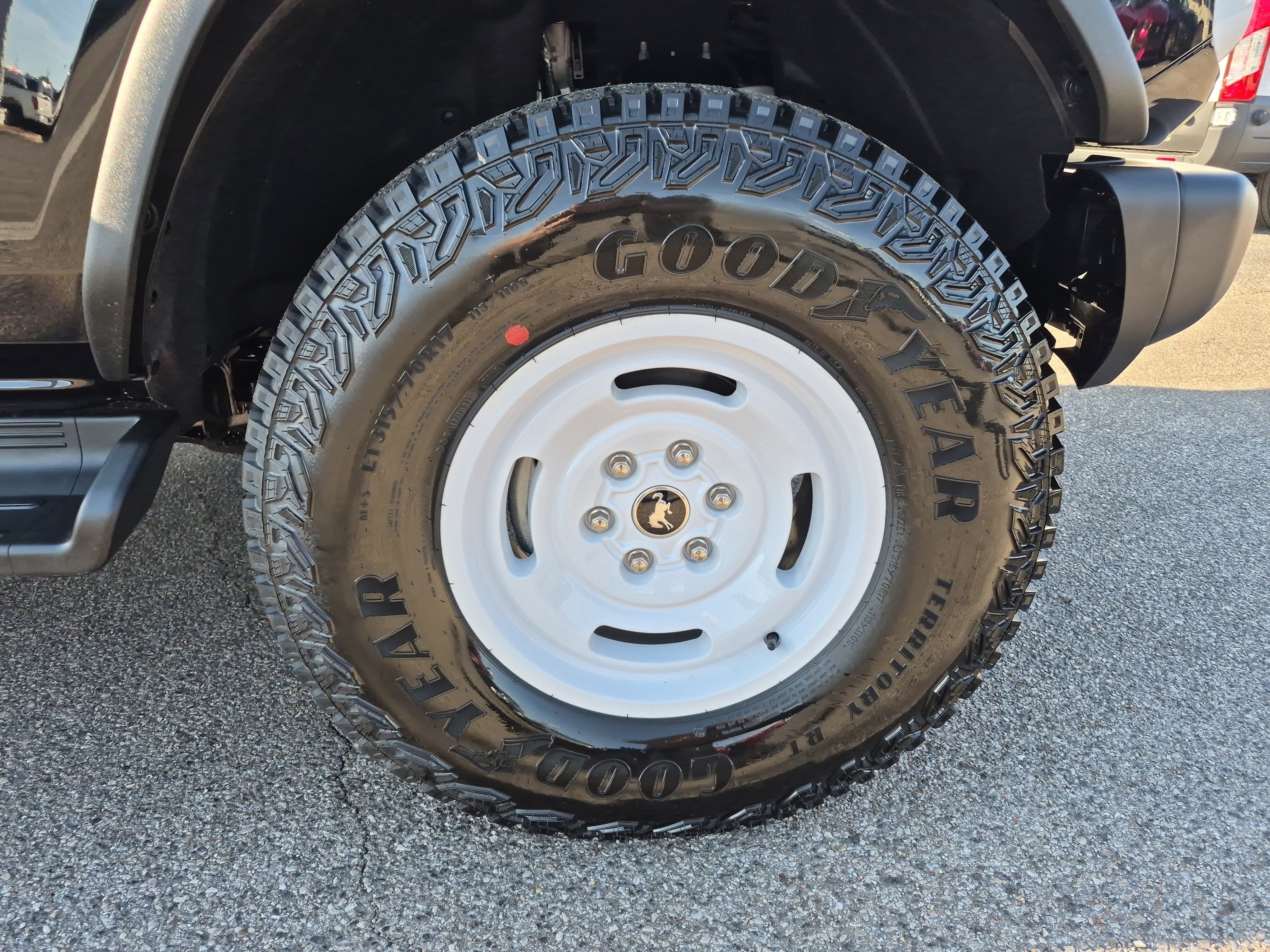 New 2025 Ford Bronco Heritage Edition image 8