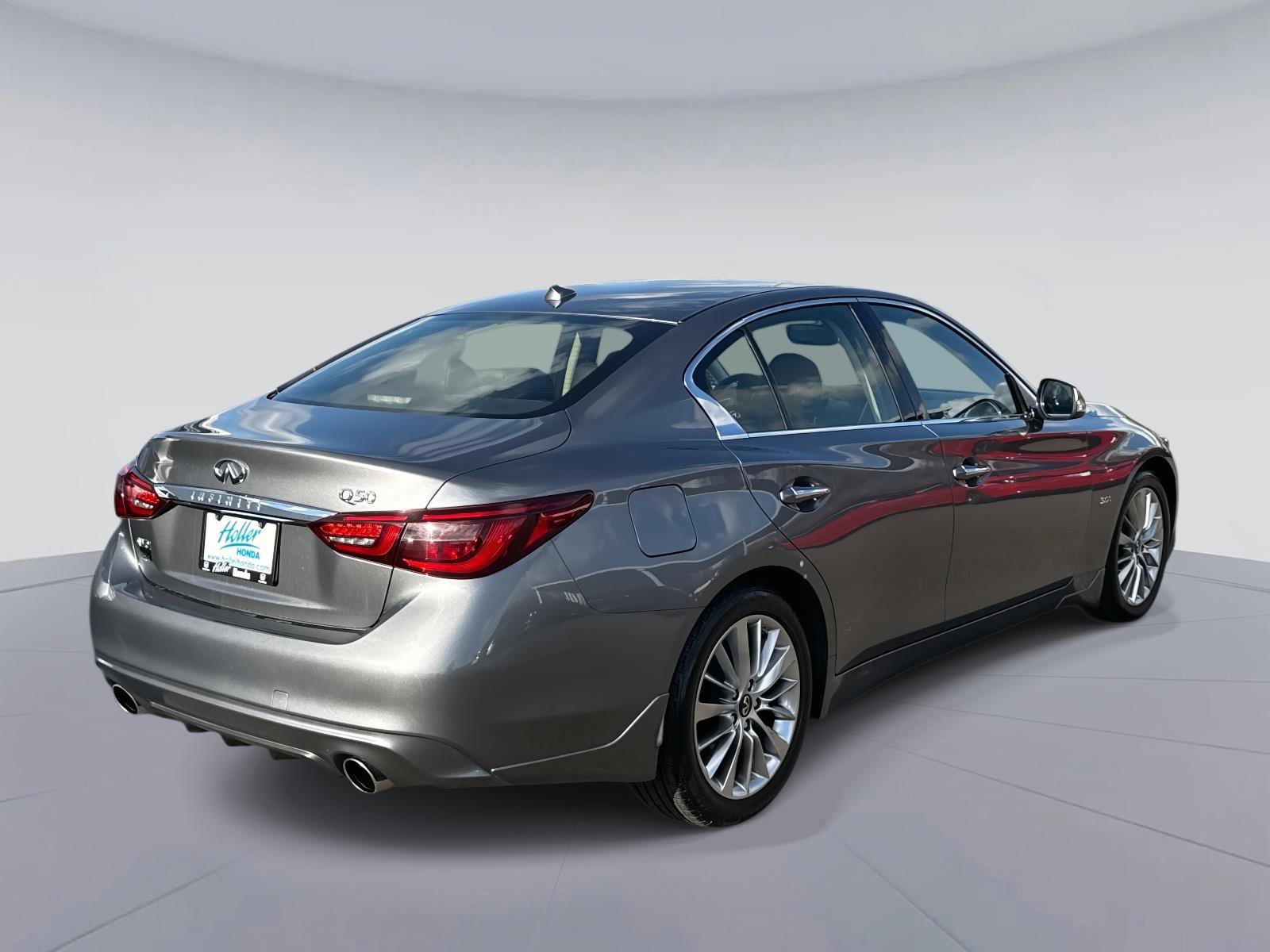 Used 2020 INFINITI Q50 Luxe image 4