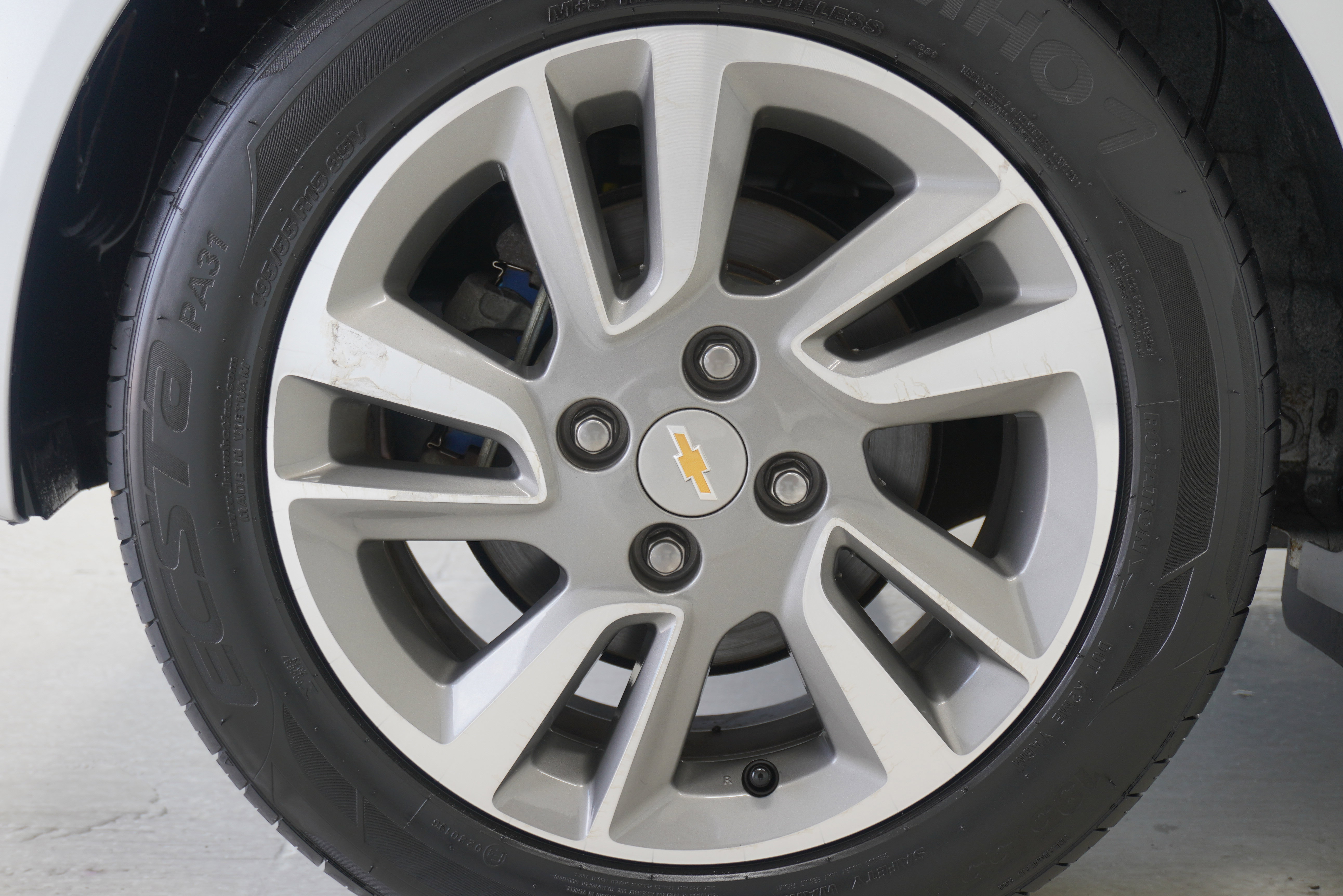 Used 2015 Chevrolet Spark LT image 22