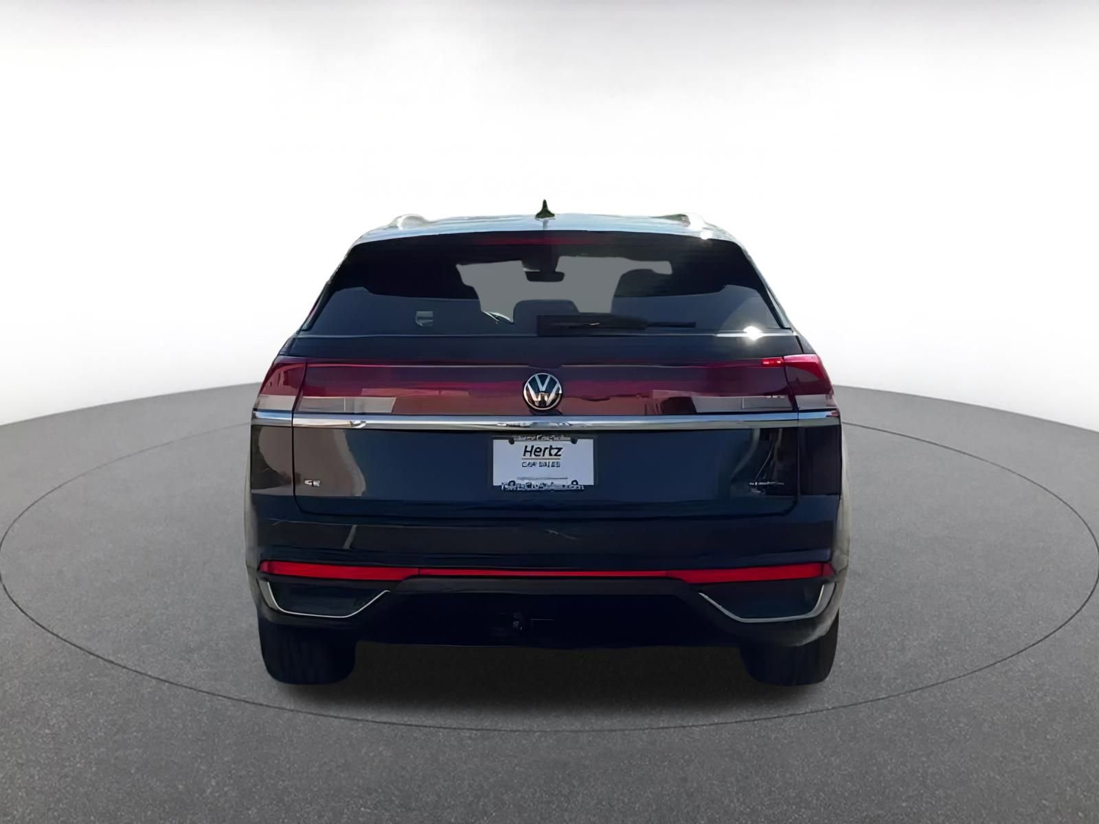 Used 2024 Volkswagen Atlas Cross Sport SE image 11