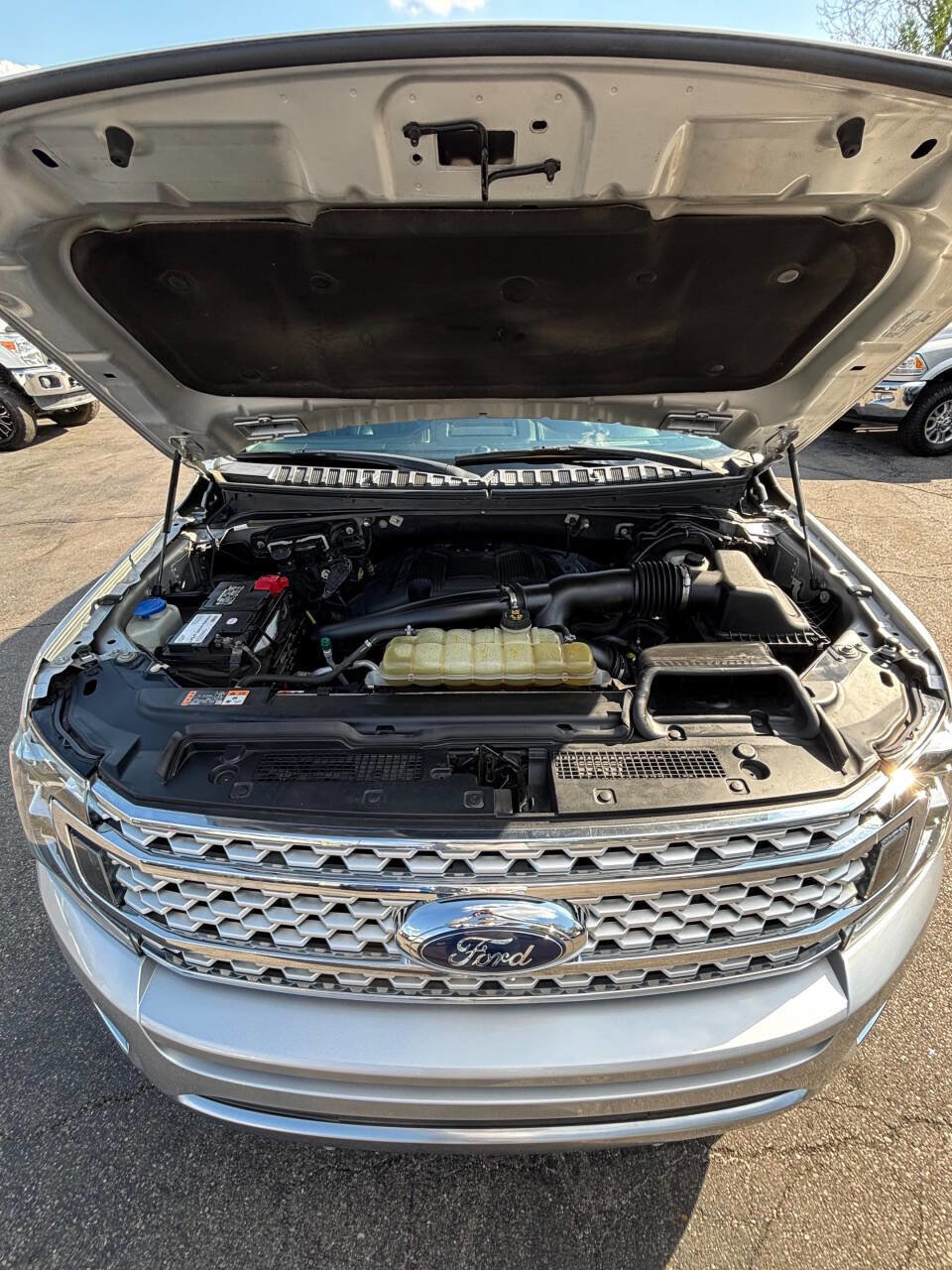 Used 2018 Ford Expedition Platinum AWD/4WD image 33