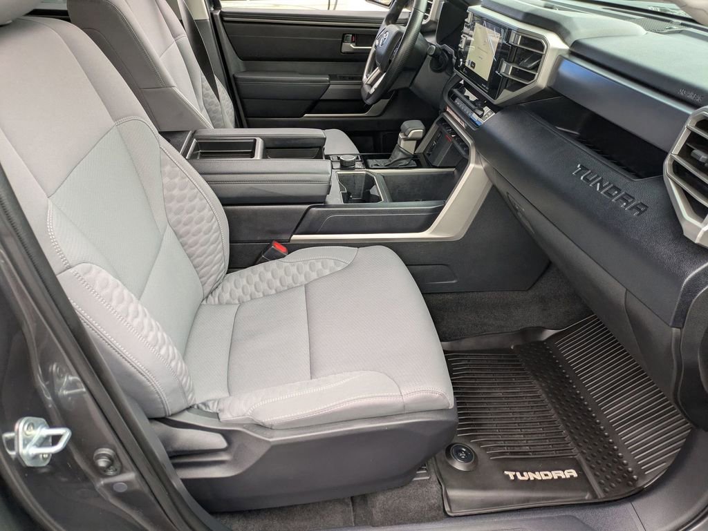 Used 2022 Toyota Tundra SR5 w/ SR5 Convenience Package image 24