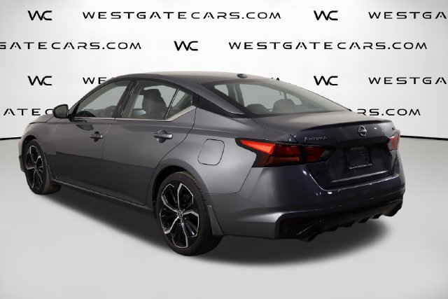 Used 2024 Nissan Altima 2.5 SR FWD image 37