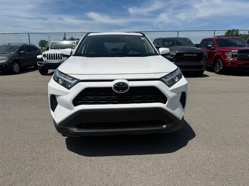 Used 2025 Toyota RAV4 XLE w/ Convenience Package AWD/4WD image 2