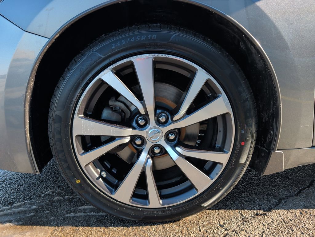 Used 2016 Nissan Maxima 3.5 S image 4